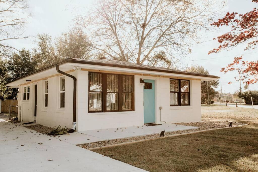 הוילה The Turquoise Door Modern Rustic In Town Of לקסינגטון מראה חיצוני תמונה